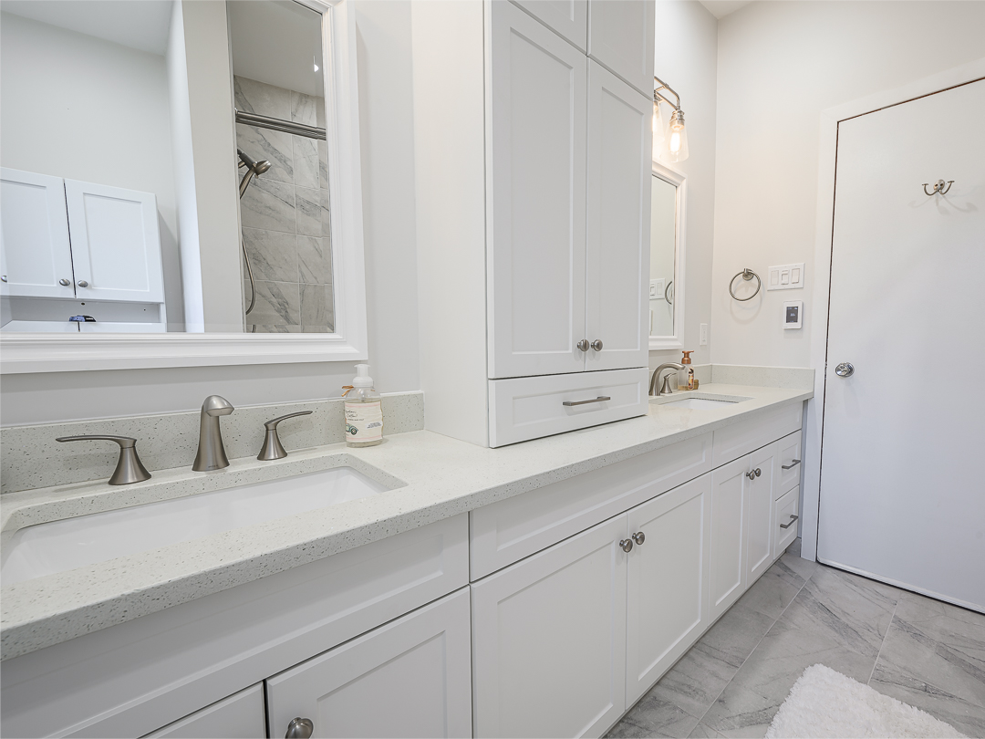 small bathroom reno